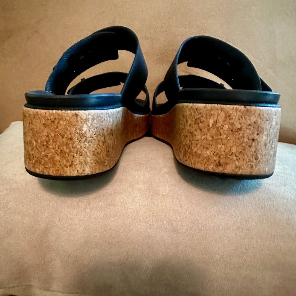 Crocs Brooklyn Cork Buckle Sandal - Picture 4 of 4